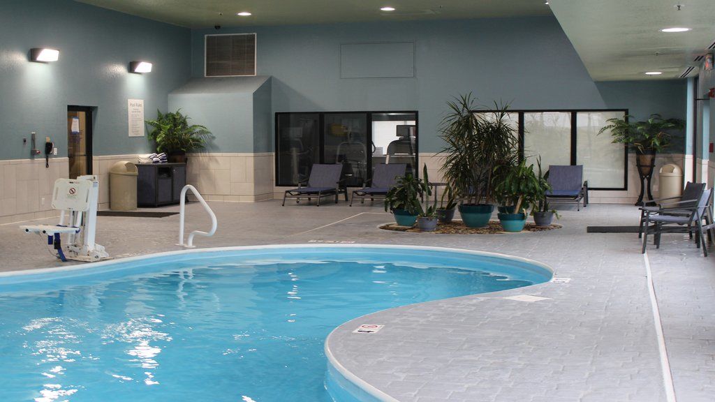 Holiday Inn Express Winfield - Teays Valley Hurricane Exterior foto